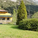 Casa Julian Mier