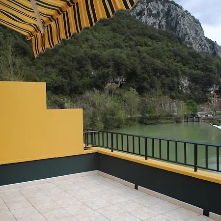 فندق Casa Julian 2*