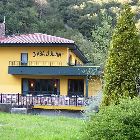 Casa Julian Hotel