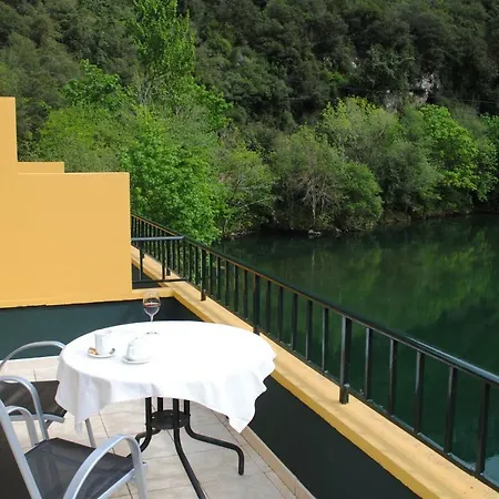 فندق Casa Julian 2*