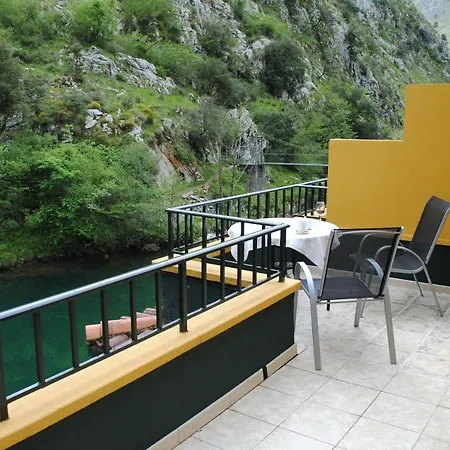 Casa Julian 2* Mier